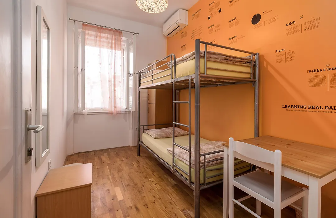 Hostel Split Backpackers-1
